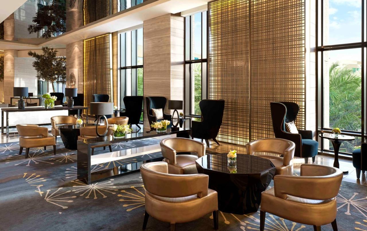 Fairmont Riadh Exterior foto The Lounge at the airport