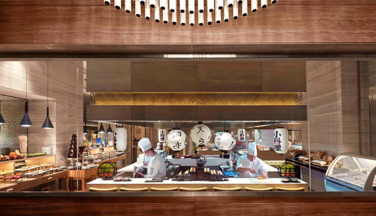 Fairmont Riadh Exterior foto The kitchen at the restaurant