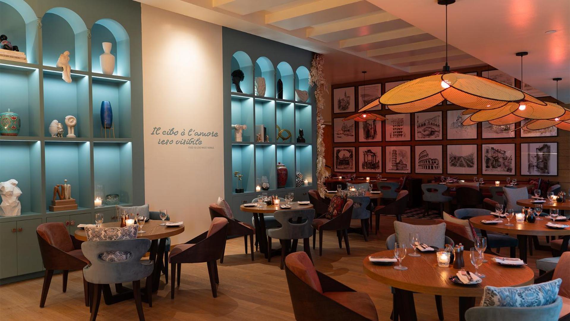 Fairmont Riadh Exterior foto Restaurant interior