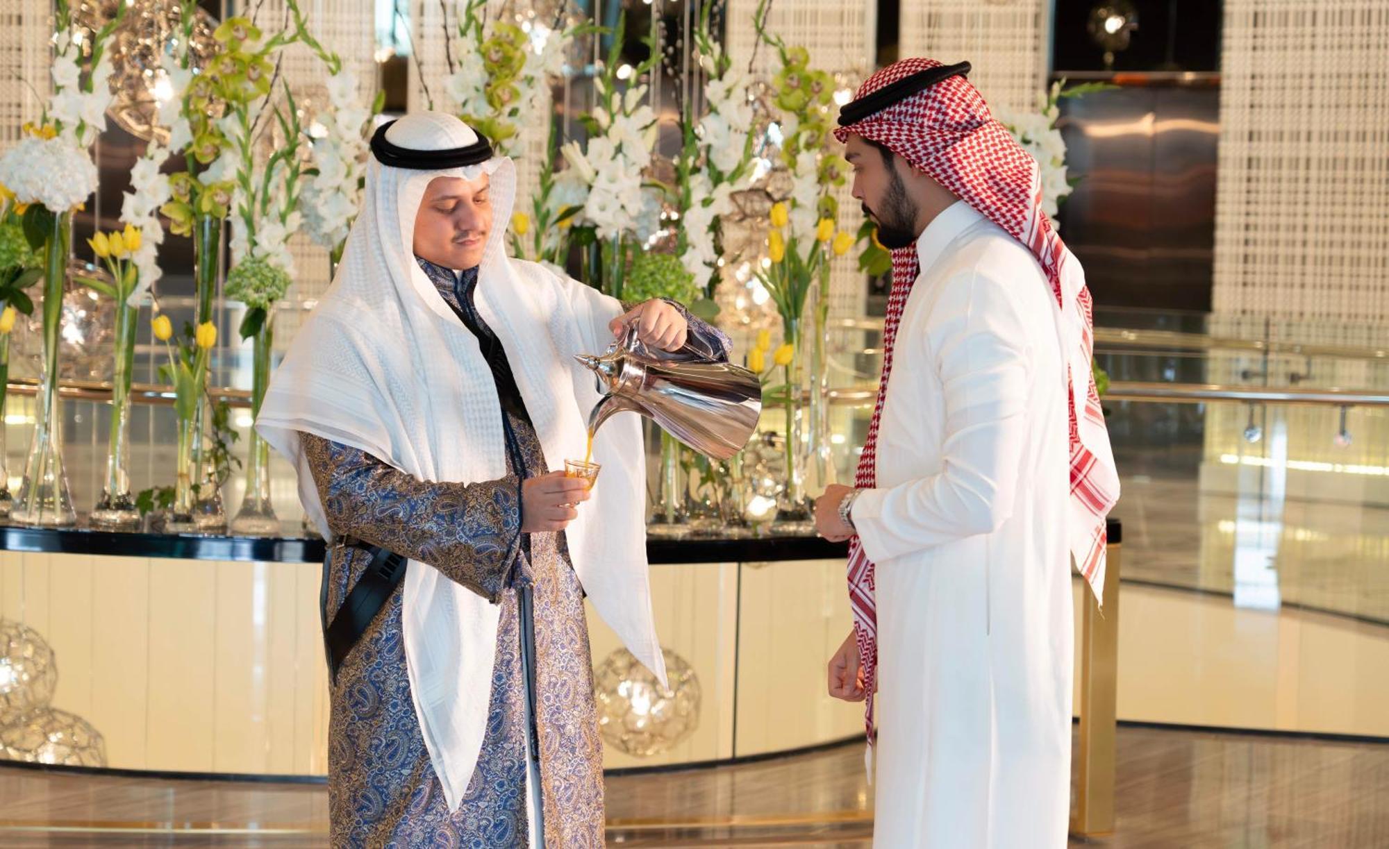 Fairmont Riadh Exterior foto Arabian coffee being served