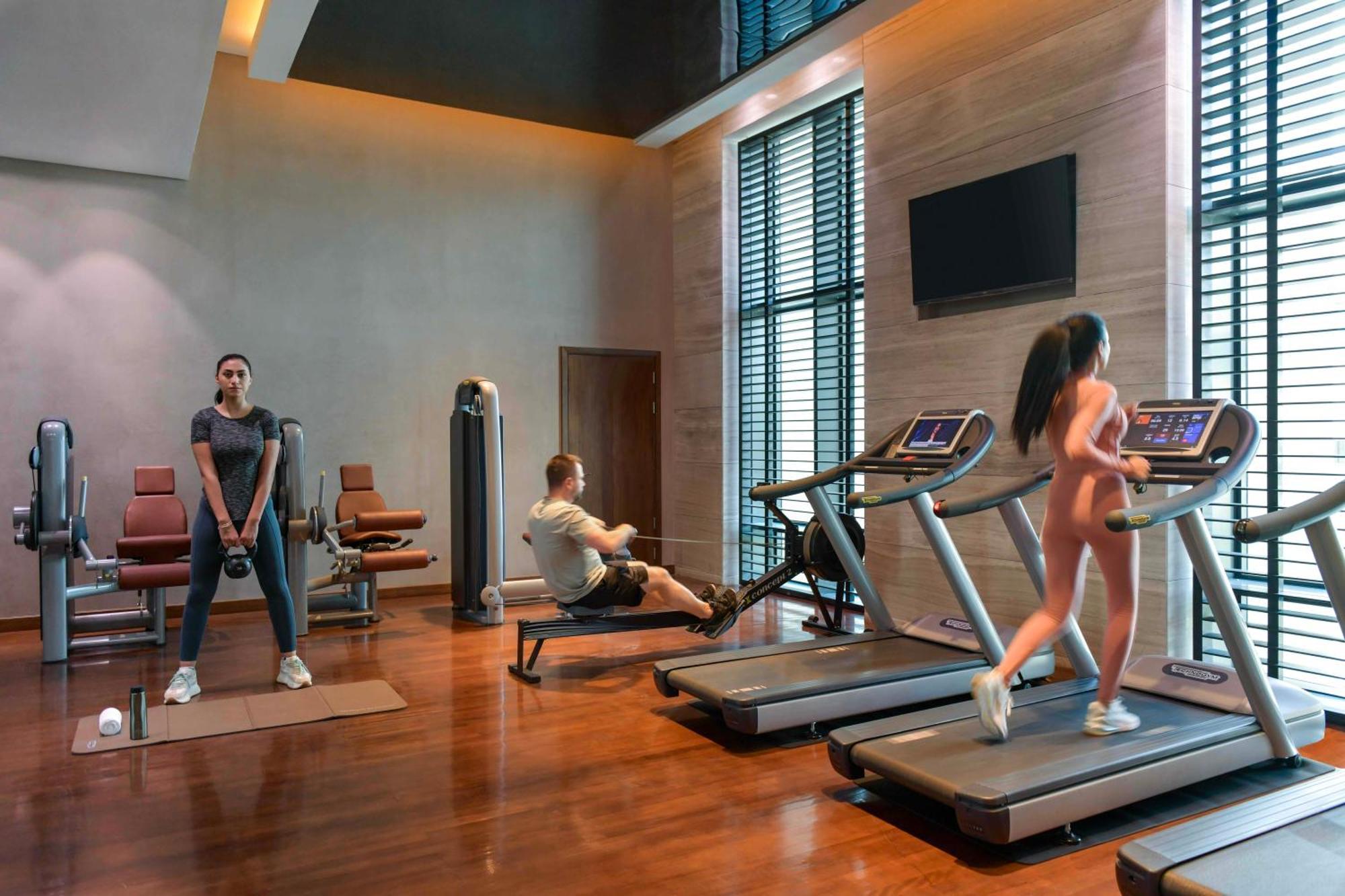 Fairmont Riadh Exterior foto The gym at the hotel